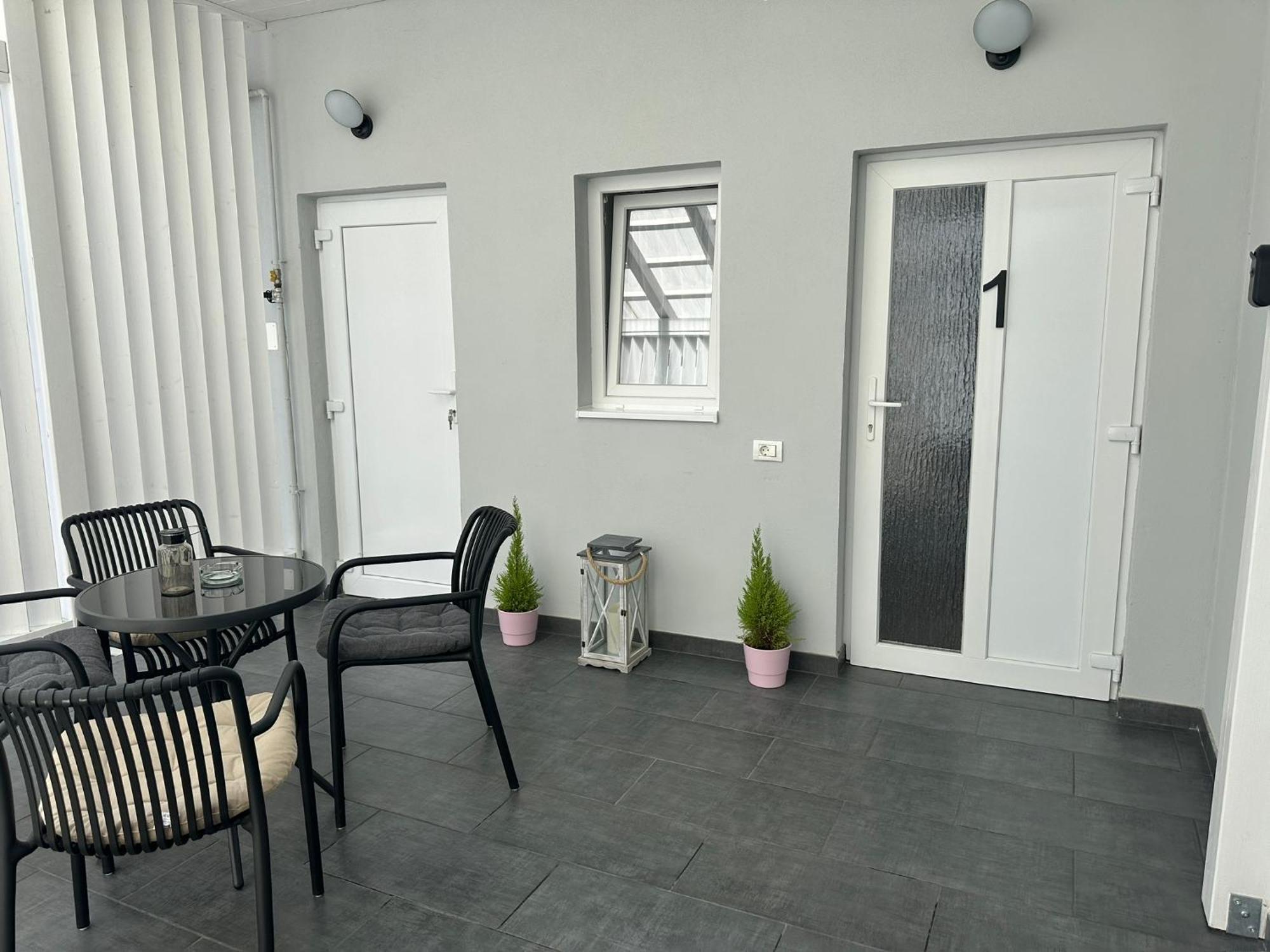 Aparthouse 1 Lugoj Exterior foto